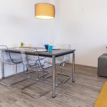 Seaside Mit Direktem Strandblick & 2 Balkone Апартаменты Харрисле