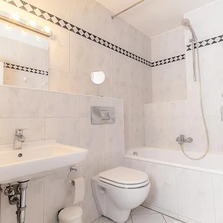 Seaside Mit Direktem Strandblick & 2 Balkone Апартаменты Харрисле